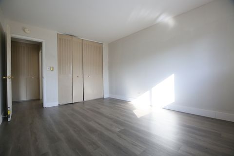 Tiny photo for 832 E OLD WILLOW Road #105, Prospect Heights, IL 60070 (MLS # 12570248)