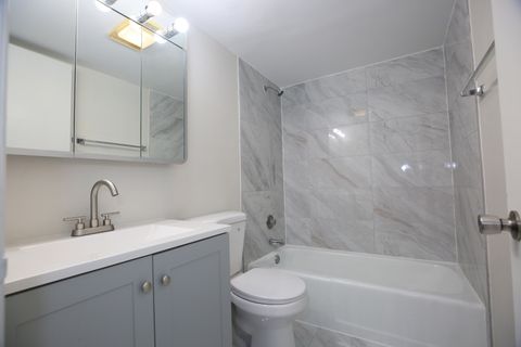 Tiny photo for 832 E OLD WILLOW Road #105, Prospect Heights, IL 60070 (MLS # 12570248)