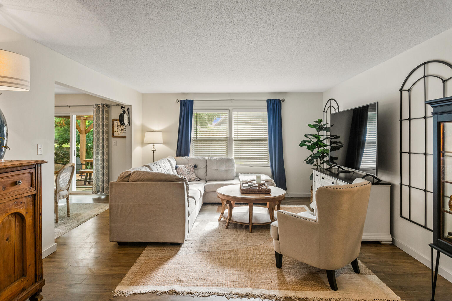 1806 Floral Park Drive