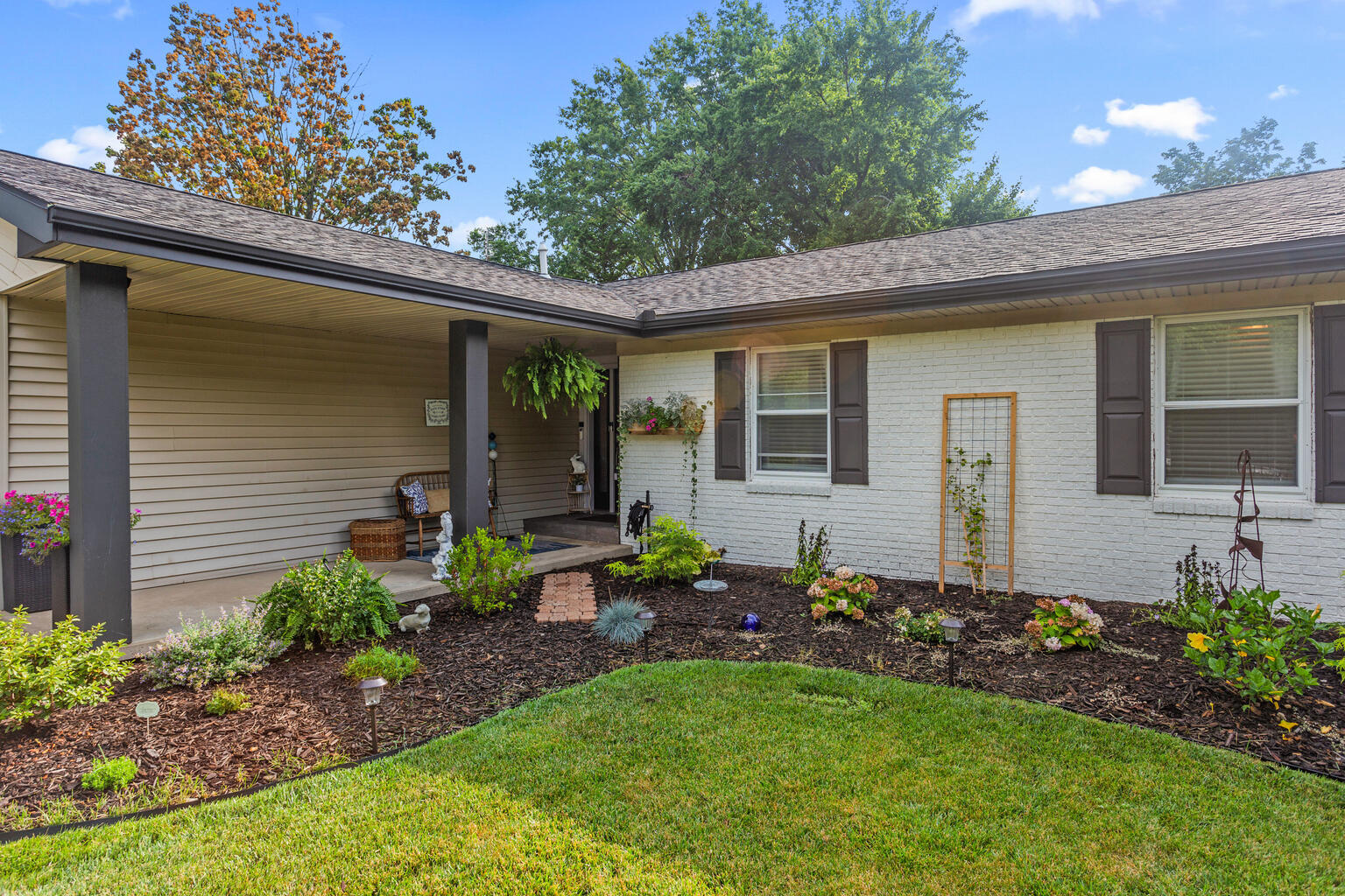 1806 Floral Park Drive