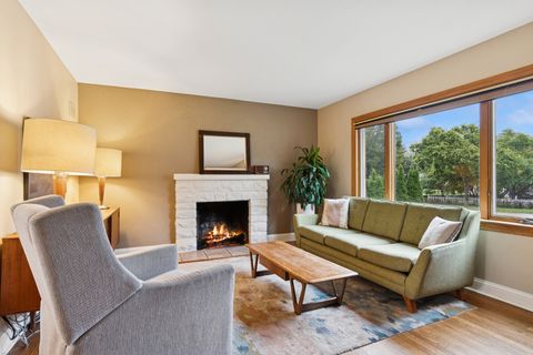 Tiny photo for 406 Lincoln Avenue, Downers Grove, IL 60515 (MLS # 12481941)