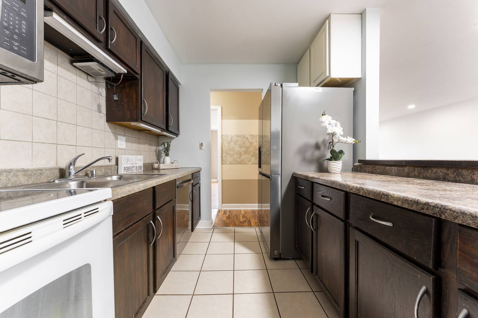 802 E OLD WILLOW Road 114