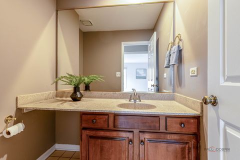 Tiny photo for 12 Sommerset Lane, Lincolnshire, IL 60069 (MLS # 12591123)