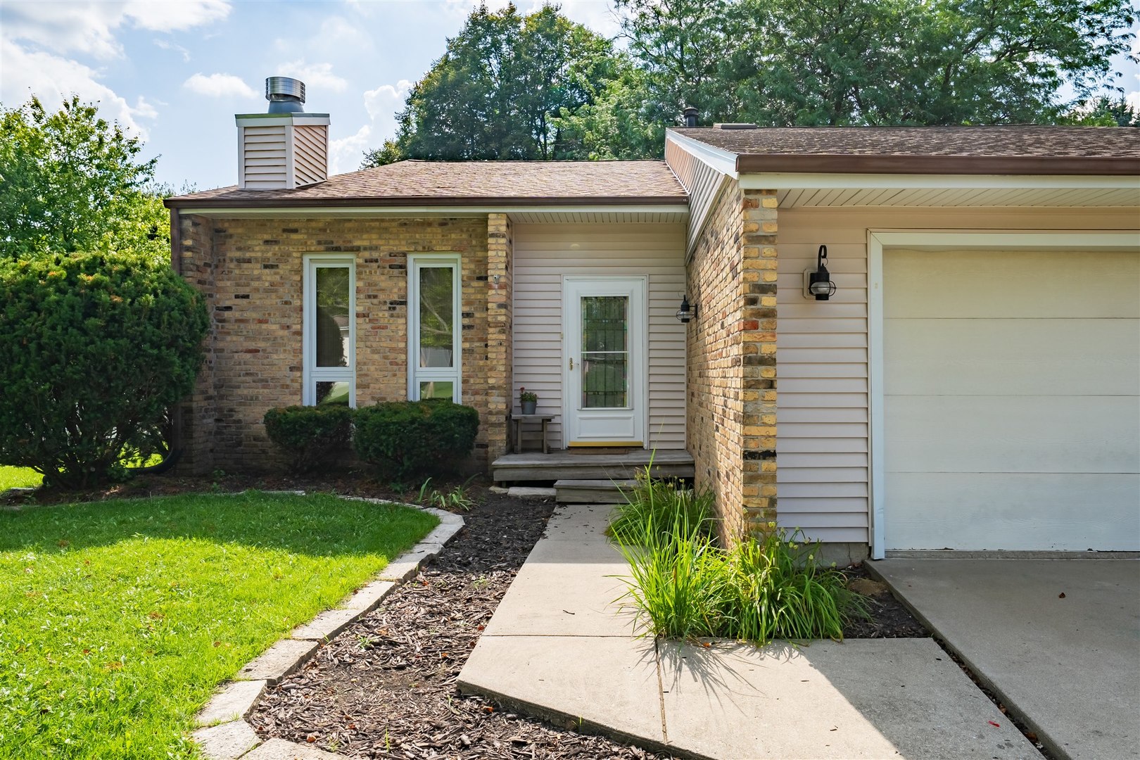 1212 Kim Drive