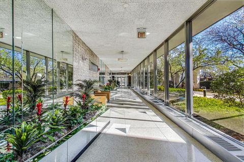 Tiny photo for Chicago, IL 60613 (MLS # 12620388)