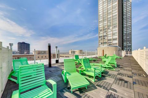 Tiny photo for Chicago, IL 60613 (MLS # 12620388)