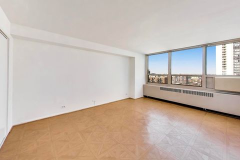 Tiny photo for Chicago, IL 60613 (MLS # 12620388)