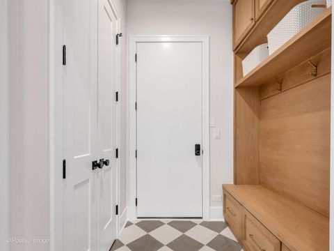 Tiny photo for 104 N Evergreen Avenue, Elmhurst, IL 60126 (MLS # 12622019)