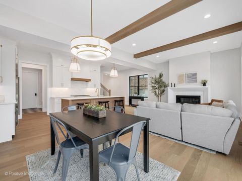 Tiny photo for 104 N Evergreen Avenue, Elmhurst, IL 60126 (MLS # 12622019)