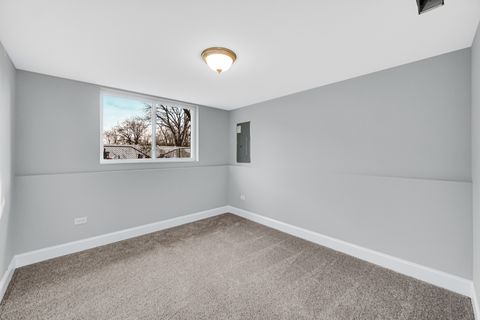 Tiny photo for 3131 141st Place, Blue Island, IL 60406 (MLS # 12487982)