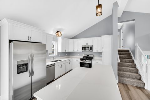Tiny photo for 3131 141st Place, Blue Island, IL 60406 (MLS # 12487982)