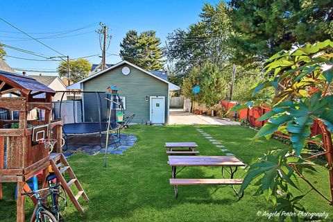 Tiny photo for 2721 Eshcol Avenue, Zion, IL 60099 (MLS # 12500545)