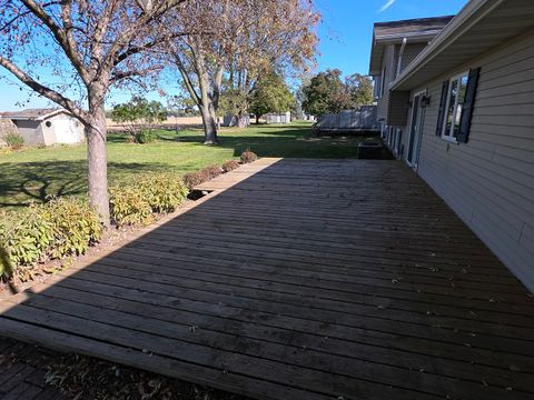 Tiny photo for 5102 Spruce Street, Sterling, IL 61081 (MLS # 12504865)