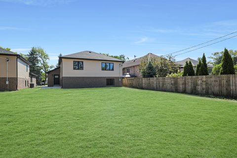 Tiny photo for 11152 S Lawler Avenue, Alsip, IL 60803 (MLS # 12470778)