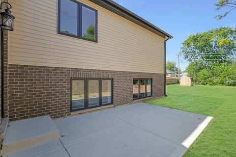 Tiny photo for 11152 S Lawler Avenue, Alsip, IL 60803 (MLS # 12470778)