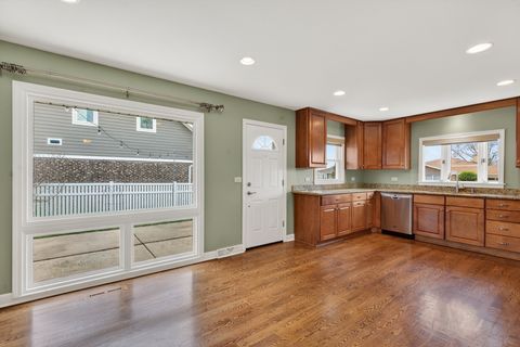 Tiny photo for 720 PRESTON Lane, Schaumburg, IL 60193 (MLS # 12614916)