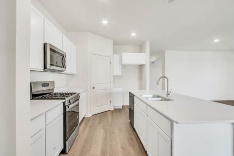 Tiny photo for 787 Plateau Drive, Pingree Grove, IL 60140 (MLS # 12566704)