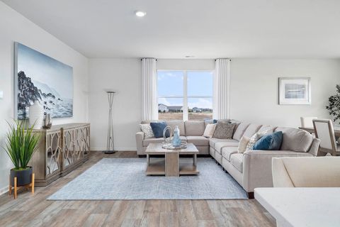 Tiny photo for 787 Plateau Drive, Pingree Grove, IL 60140 (MLS # 12566704)