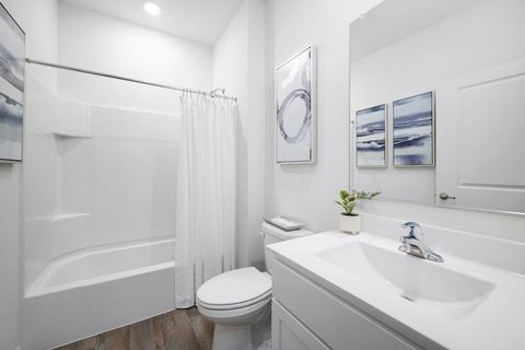 Tiny photo for 787 Plateau Drive, Pingree Grove, IL 60140 (MLS # 12566704)