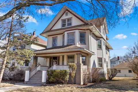 608 S Grove Avenue Oak Park IL 60304