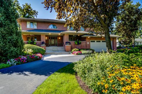 Tiny photo for 807 Hitchcock Avenue, Lisle, IL 60532 (MLS # 12510691)