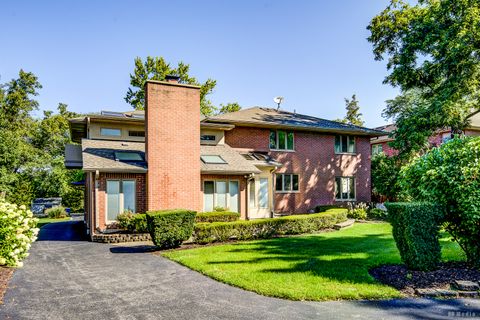 Tiny photo for 807 Hitchcock Avenue, Lisle, IL 60532 (MLS # 12510691)