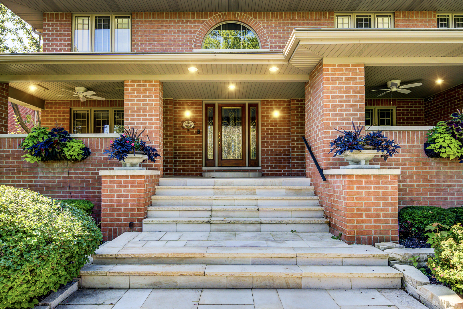 807 Hitchcock Avenue