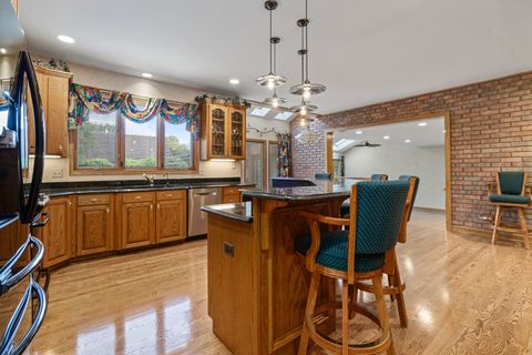 Tiny photo for 807 Hitchcock Avenue, Lisle, IL 60532 (MLS # 12510691)