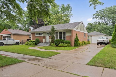 Photo of 1181 Hiawatha Drive, Elgin, IL 60120 (MLS # 12434281)