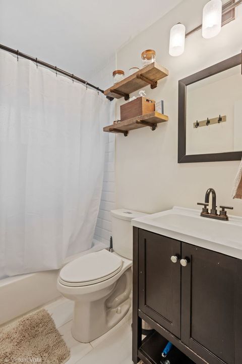 Tiny photo for 1181 Hiawatha Drive, Elgin, IL 60120 (MLS # 12434281)