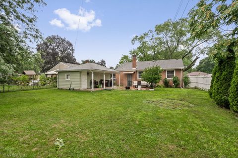 Tiny photo for 1181 Hiawatha Drive, Elgin, IL 60120 (MLS # 12434281)