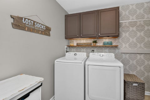 Tiny photo for 711 Deames Street, Plano, IL 60545 (MLS # 12718385)