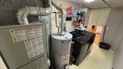 Tiny photo for 1118 Hawthorne Lane #1118, Elk Grove Village, IL 60007 (MLS # 12615244)