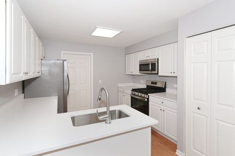 Tiny photo for 1118 Hawthorne Lane #1118, Elk Grove Village, IL 60007 (MLS # 12615244)