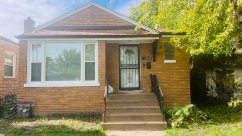 Photo of 14230 S Wallace Avenue, Riverdale, IL 60827 (MLS # 12785619)