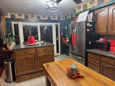 Tiny photo for 21 Colonial Drive, Clinton, IL 61727 (MLS # 12517680)