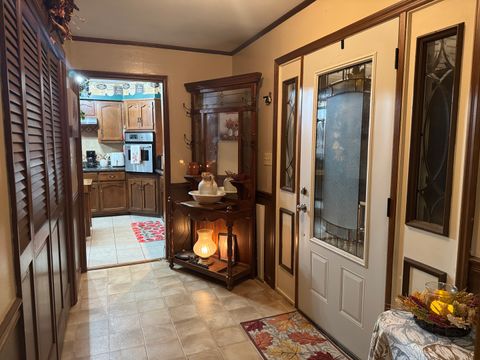 Tiny photo for 21 Colonial Drive, Clinton, IL 61727 (MLS # 12517680)