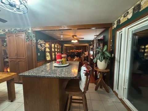 Tiny photo for 21 Colonial Drive, Clinton, IL 61727 (MLS # 12517680)