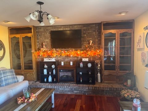 Tiny photo for 21 Colonial Drive, Clinton, IL 61727 (MLS # 12517680)