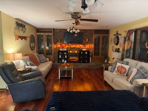 Tiny photo for 21 Colonial Drive, Clinton, IL 61727 (MLS # 12517680)