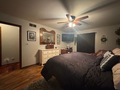 Tiny photo for 21 Colonial Drive, Clinton, IL 61727 (MLS # 12517680)