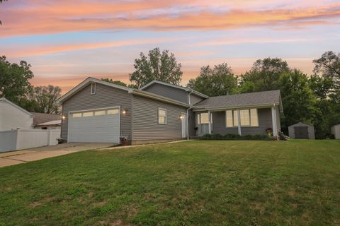 1705 N Donovan Street McHenry IL 60050