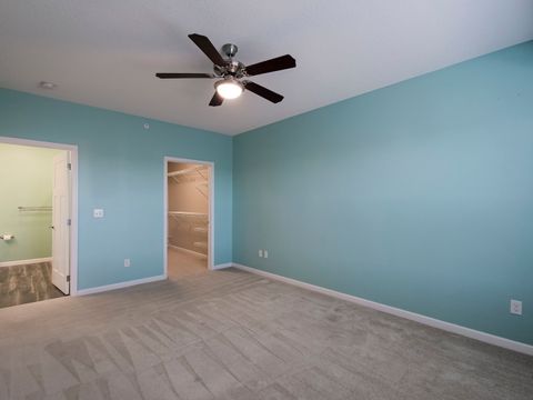 Tiny photo for 2592 MIDDLE Road #313, Bettendorf, IA 52722 (MLS # 12660404)
