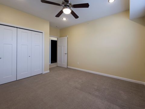 Tiny photo for 2592 MIDDLE Road #313, Bettendorf, IA 52722 (MLS # 12660404)