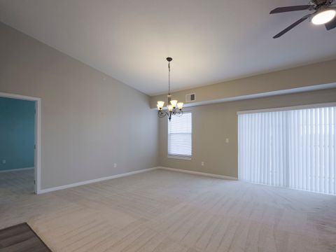 Tiny photo for 2592 MIDDLE Road #313, Bettendorf, IA 52722 (MLS # 12660404)