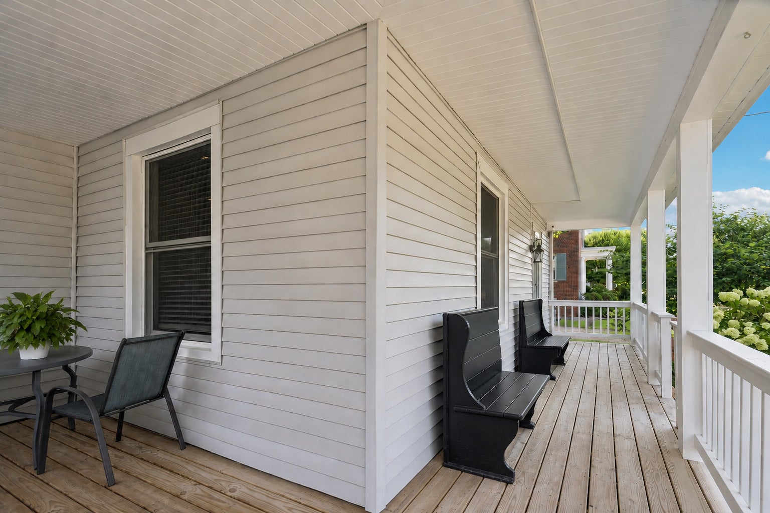 213 W Maple Avenue