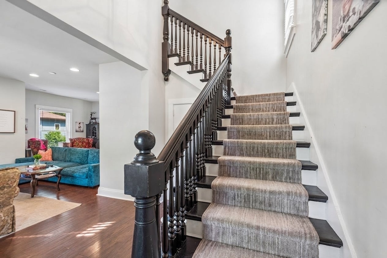 213 W Maple Avenue