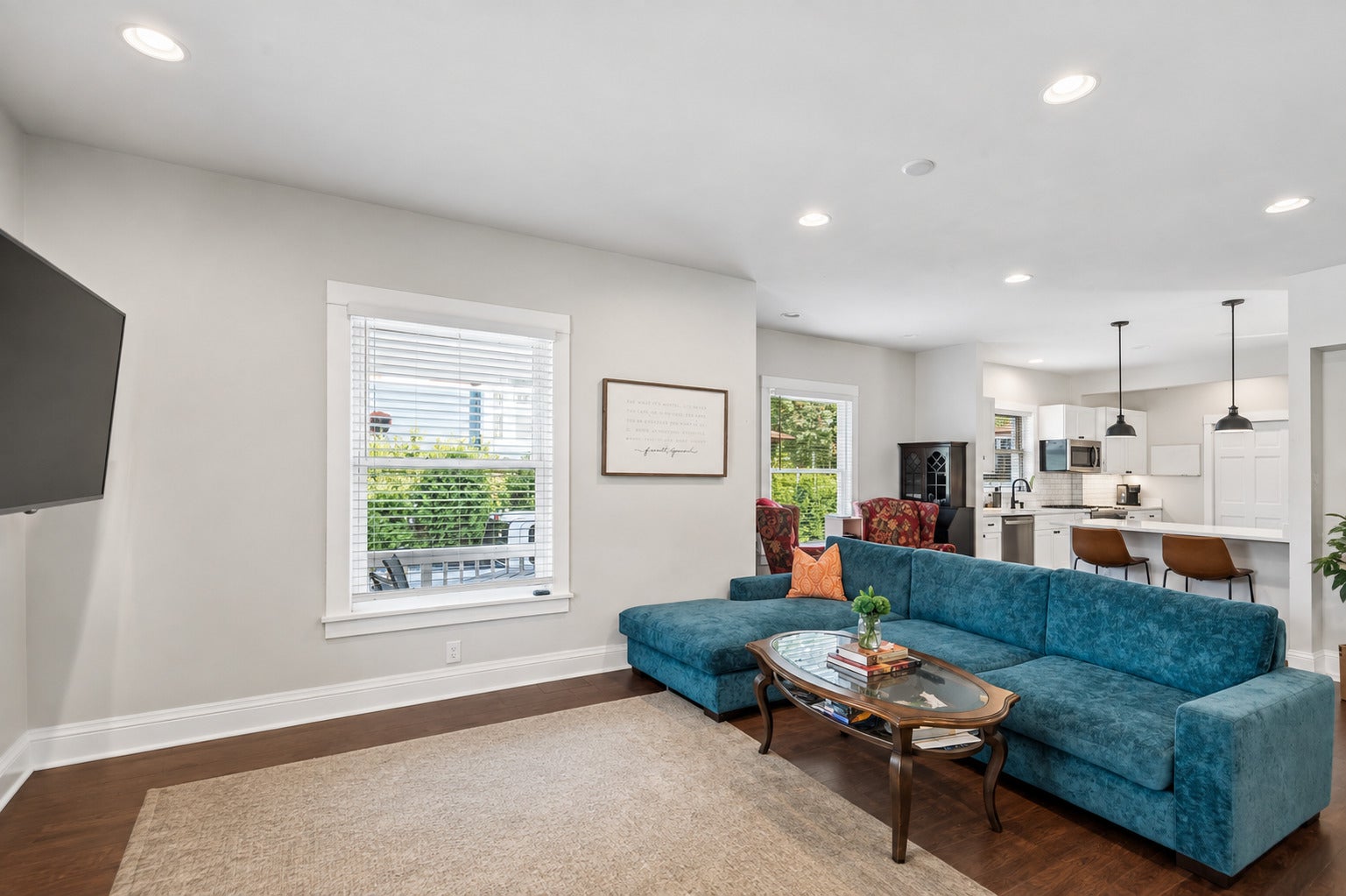 213 W Maple Avenue