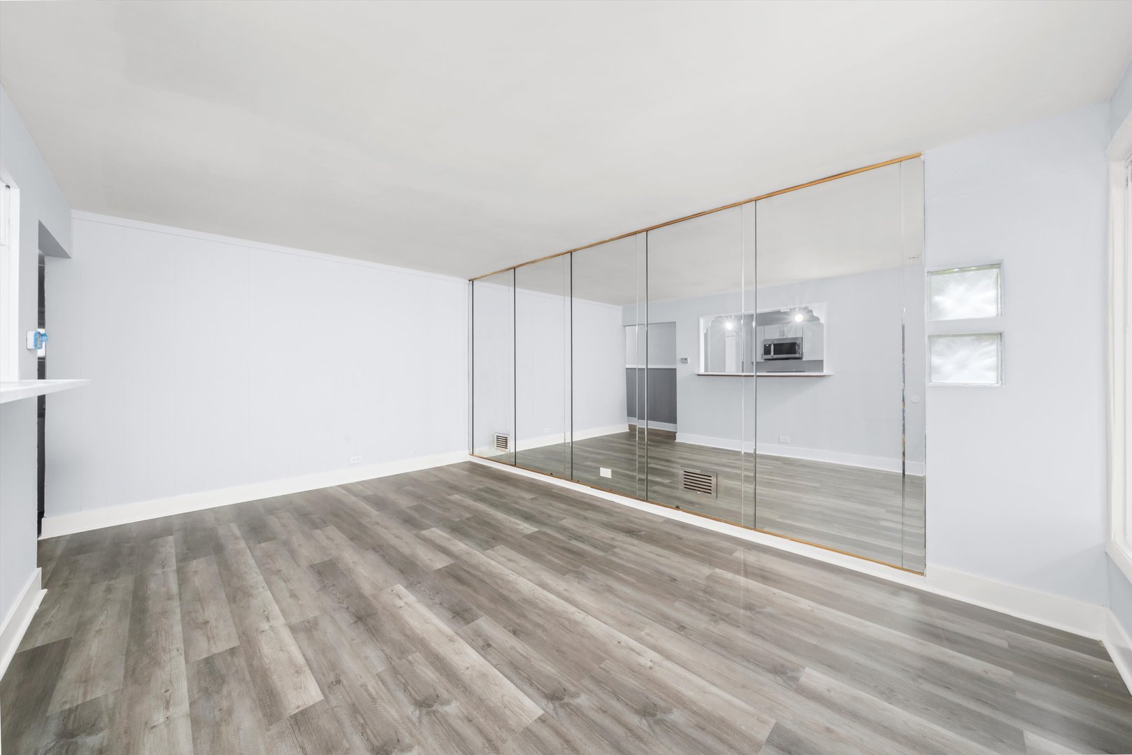 454 W 126th Street