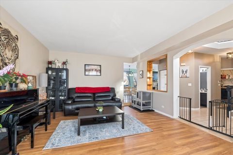 Tiny photo for 821 Red Barn Lane, Elgin, IL 60124 (MLS # 12575585)